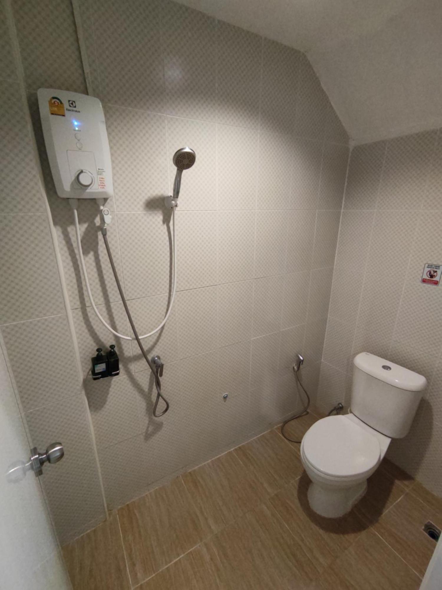 Life Hotel Rong Khun Ban Mai  Εξωτερικό φωτογραφία