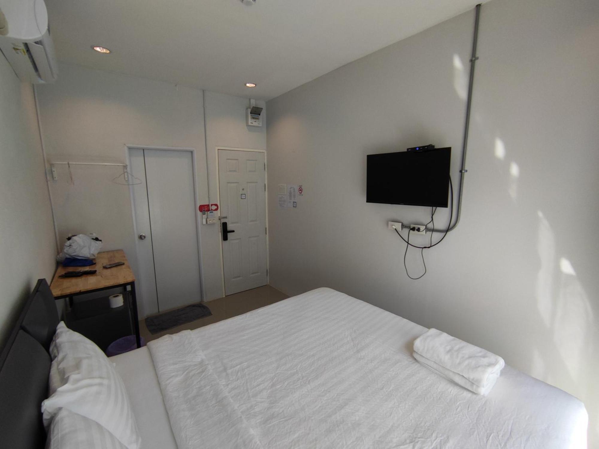 Life Hotel Rong Khun Ban Mai  Εξωτερικό φωτογραφία