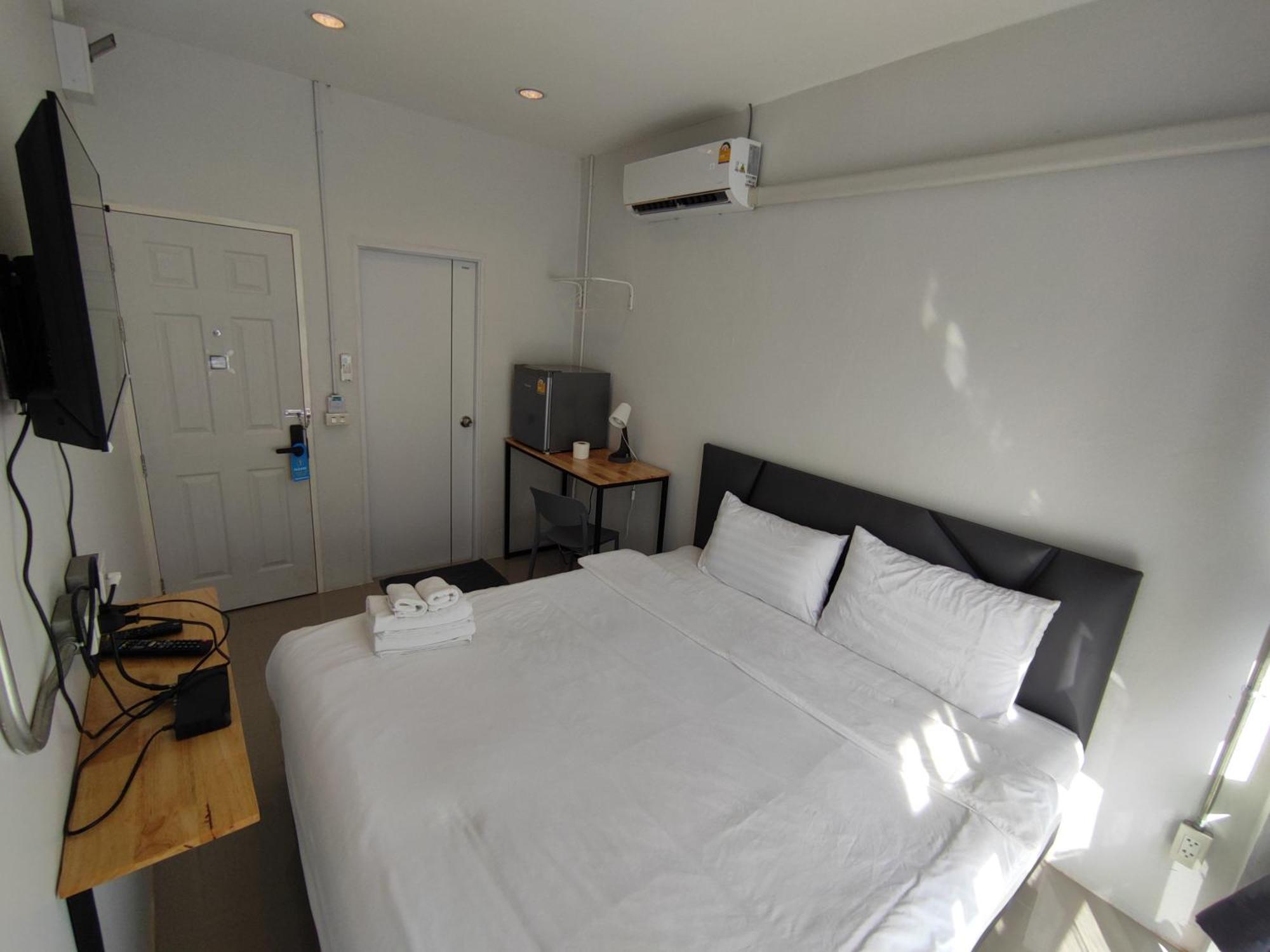 Life Hotel Rong Khun Ban Mai  Εξωτερικό φωτογραφία